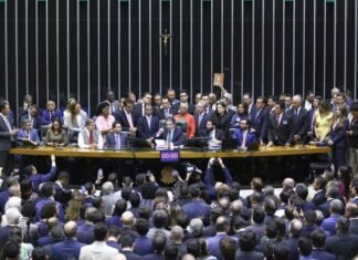 Motta vai ter dificuldade de se reeleger presidente da Câmara